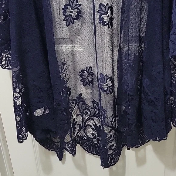NWT Maurices Floral Lace Dark Blue Kinomo - Picture 7 of 7